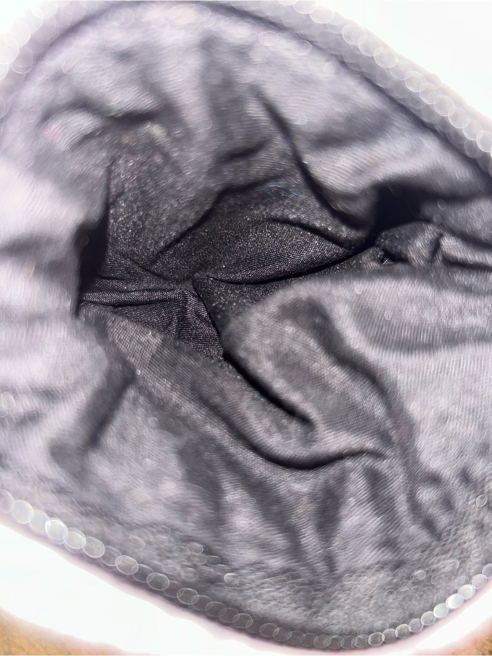 New, Wild Woolies Hummingbird Wool Coin Change Purse - Picture 2 of 4